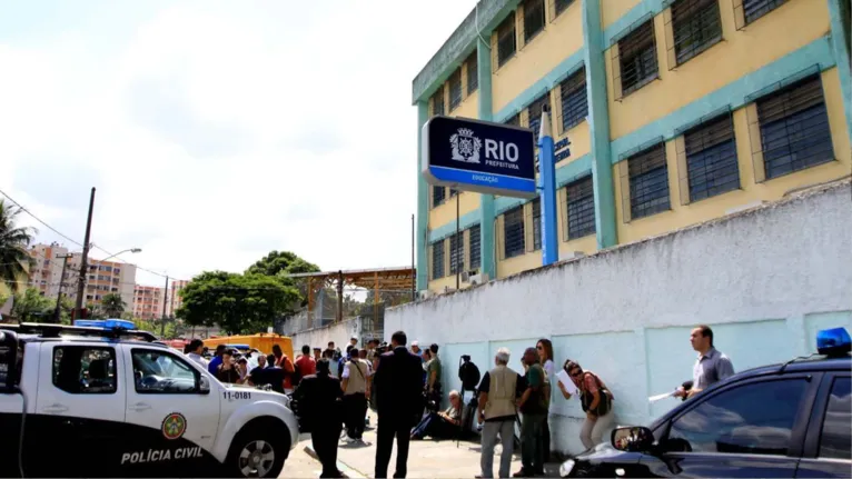 Escola Municipal Tasso da Silveira, em Realengo