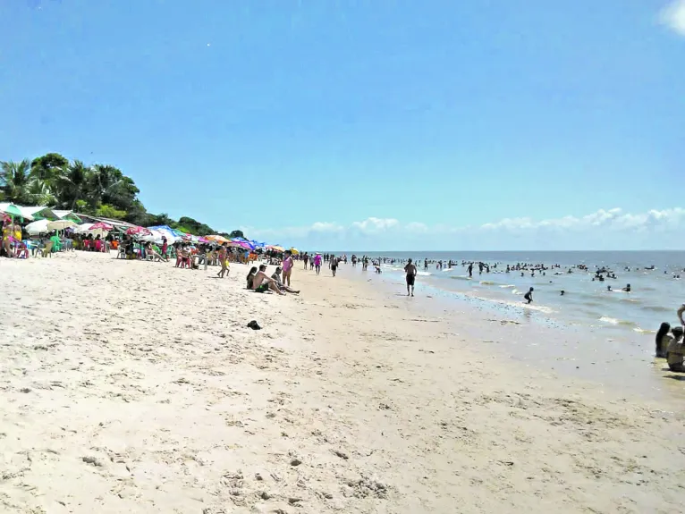 Praia do vai quem quer - Ilha do Cotijuba