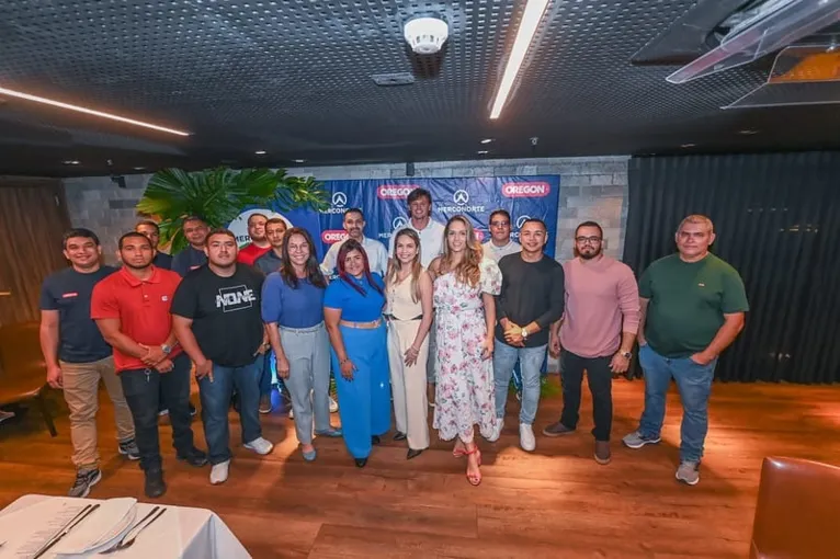 Os dez anos da Merconorte reuniu os colaboradores em famoso restaurante em Belém