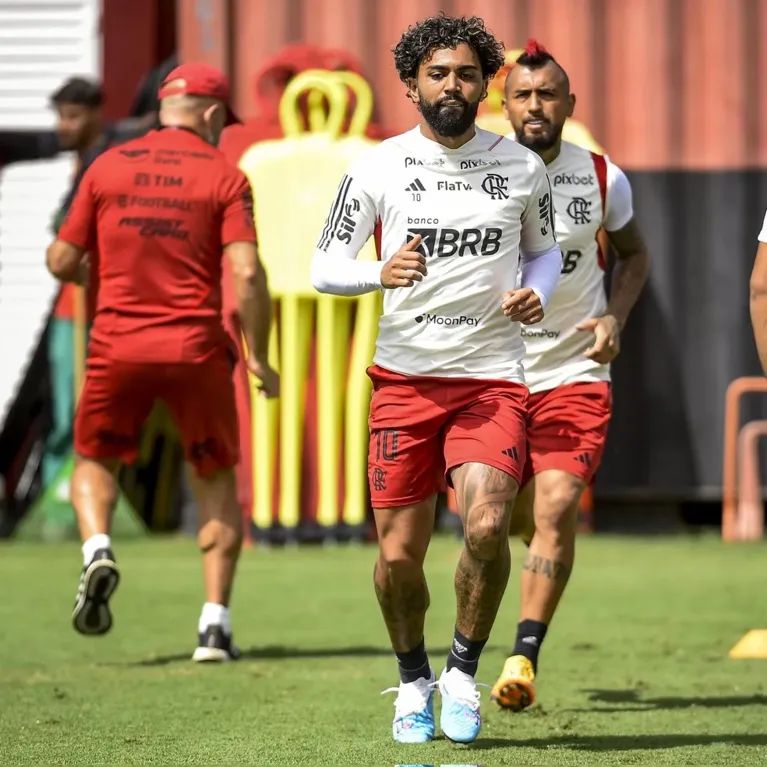 Recentemente, Gabigol precisou iniciar um trabalho de reequilíbrio muscular por conta de sua alta minutagem nos jogos do início da temporada.