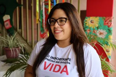 Karoline Lima sofreu os efeitos do ceratocone aos 15 anos. Aos 26, conseguiu realizar o transplante de córnea