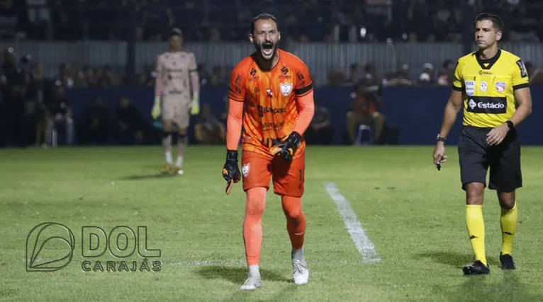 Axel Lopes foi o grande nome da equipe na noite desta sexta-feira (26).