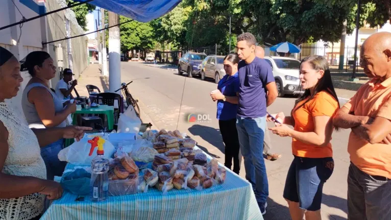 Banca de Dona Elza é ao lado da Catedral Nossa Senhora do Perpétuo Socorro