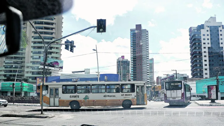 Avanço de sinal: DIÁRIO flagra infração mais comum em Belém