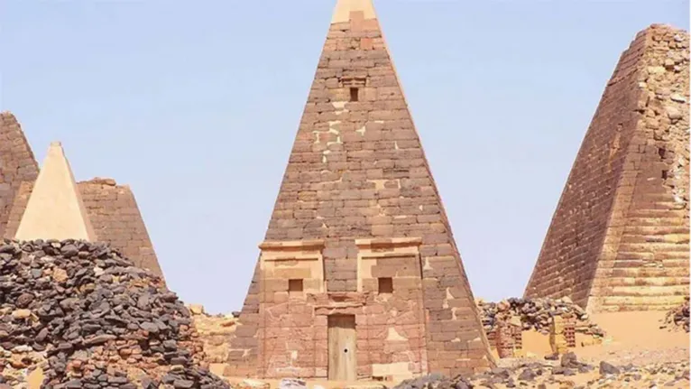 Pirâmides de Núbia.