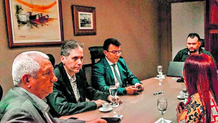 Presidente da FPF, Ricardo Gluck Paul, reuniu com o Ministério Público do Pará para tratar das denúncias de manipulação de resultados de jogos no Campeonato Paraense.