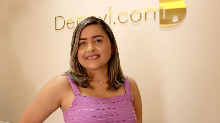 Elane Martins, empresária da Beleza especialista em depilação.