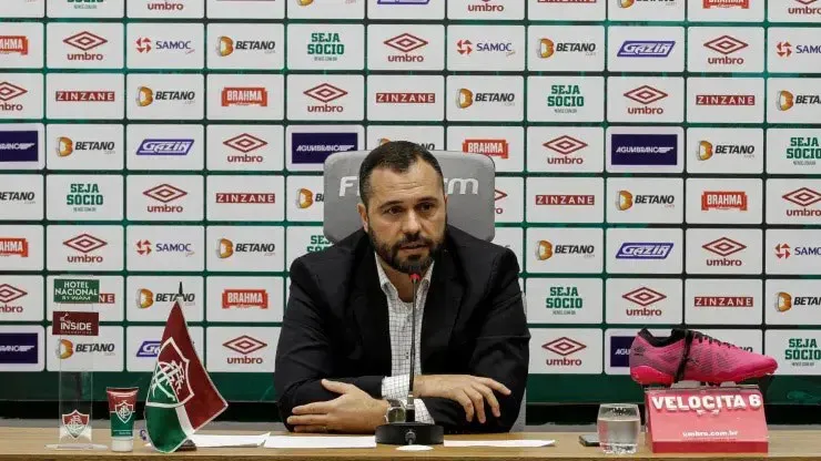 Márcio Bittencourt garantiu apoio ao técnico Fernando Diniz durante reunião do Condel tricolor.