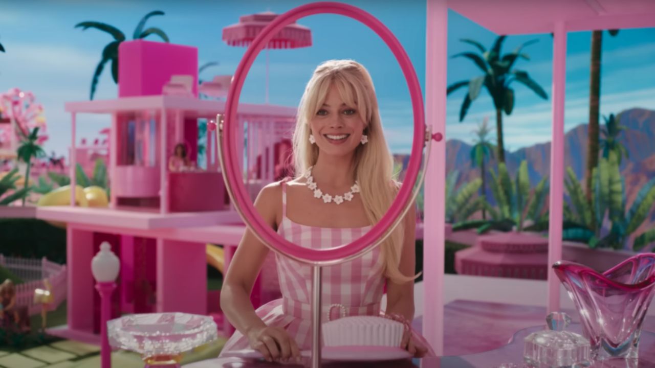 Filme da Barbie amplia venda de bonecas e leva 'onda rosa' a roupas e  almofadas