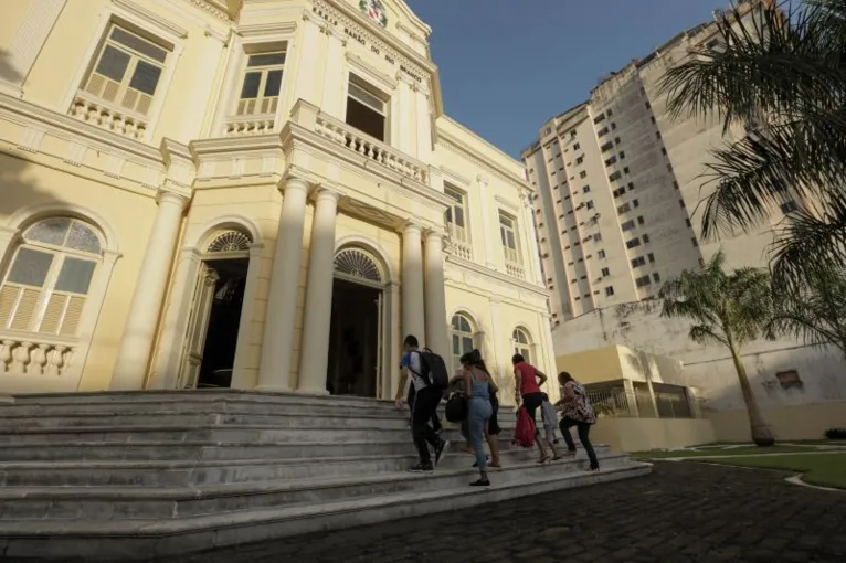 Rede estadual retoma aulas nesta quinta-feira (3)