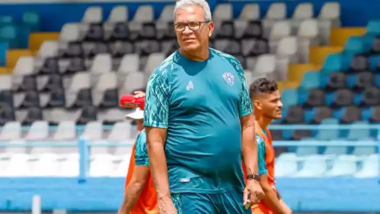 O técnico Hélio dos Anjos descarta citar o jogo anterior como fator de motivação em sua preleção