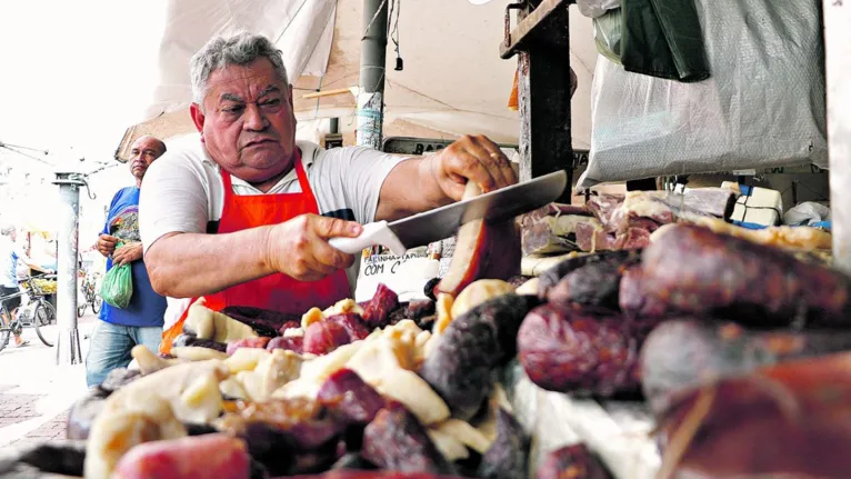 Tá chegando a hora! Ver-o-Peso está abastecido para o Círio