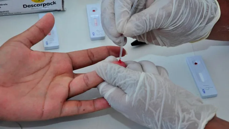 A testagem é essencial para o diagnóstico precoce das hepatites virais