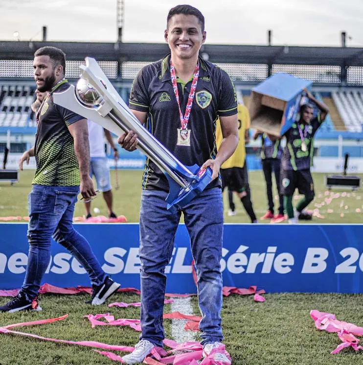 Matheus Lima será o técnico do Castanhal na Copa São Paulo