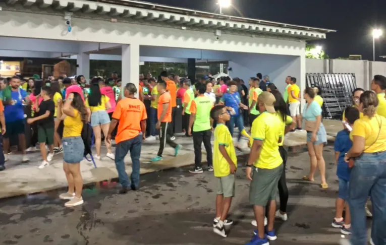 Entrada da torcida é liberada para jogo da Seleção em Belém