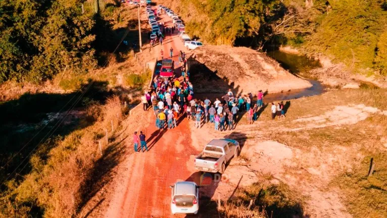 A ponte Sororó possui 23 metros, já as pontes Vila Cearense e Dr. Túlio possuem 9 metros, cada