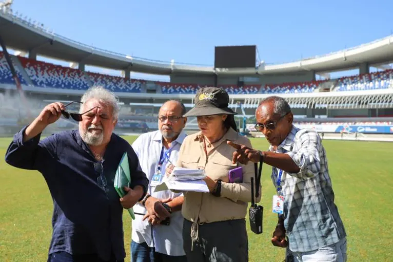 Brasil x Bolívia: CBF avalia o gramado do Novo Mangueirão