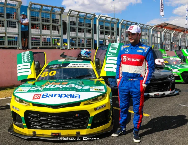 Piloto paraense sonha com a Nascar Americana