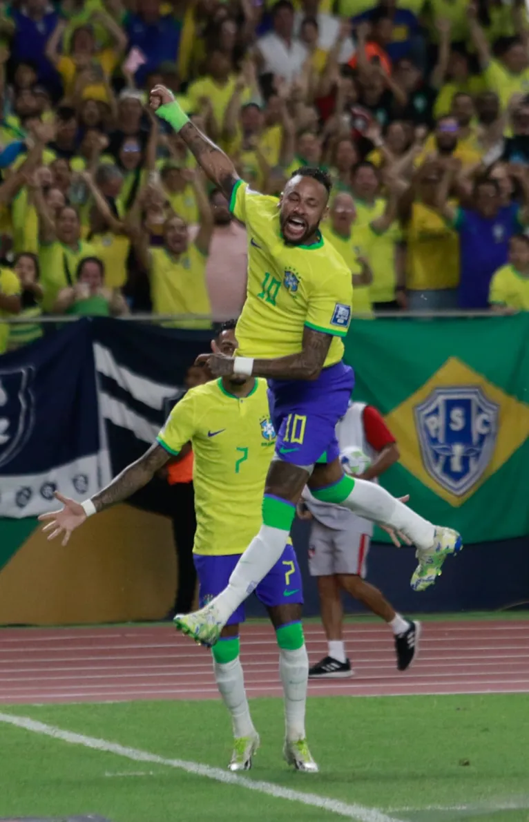 Neymar bate marca de Pelé na Seleção Brasileira em Belém