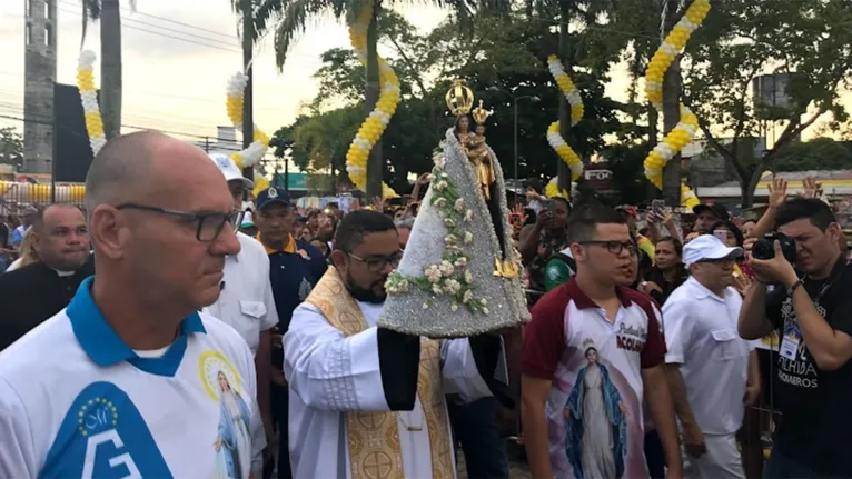 Traslado é a maior procissão do Círio de Nazaré há 30 anos 