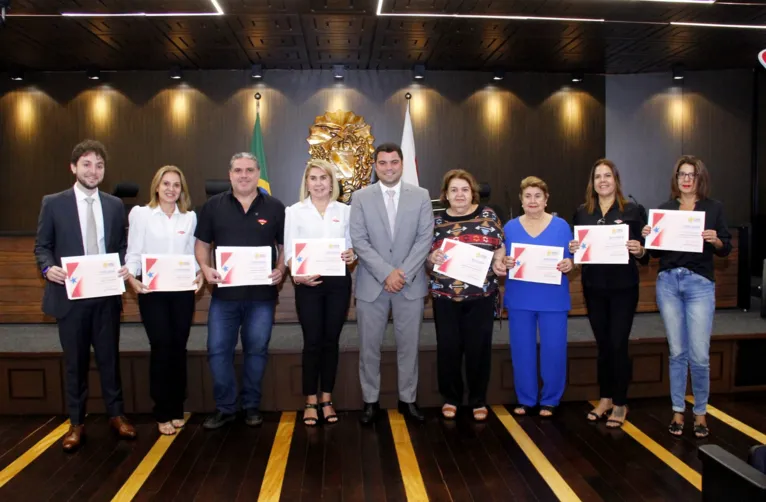 Alepa homenageia sorveteria pelos seus 60 anos de fundação