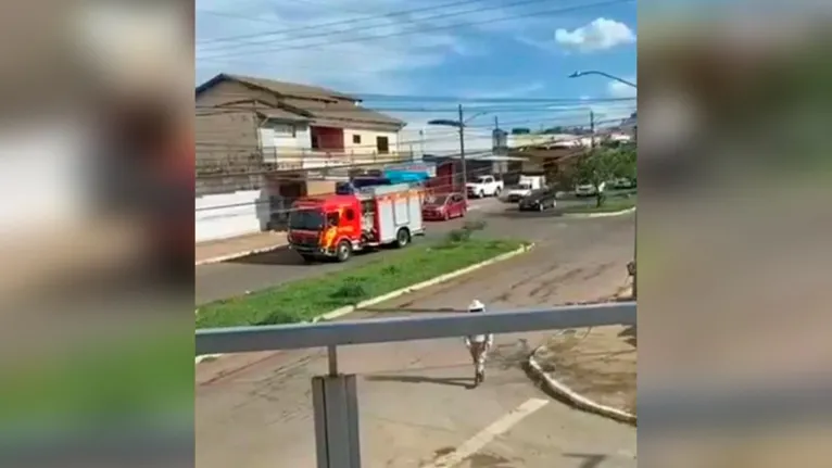 Corpo de bombeiros foi acionado para atender a ocorrência