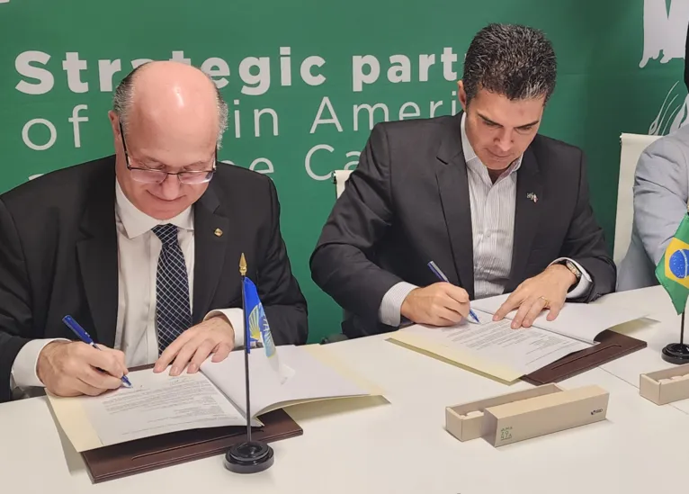 Assinatura da carta de intenções entre BID e Governo do Pará no pavilhão das américas do BID, na COP28