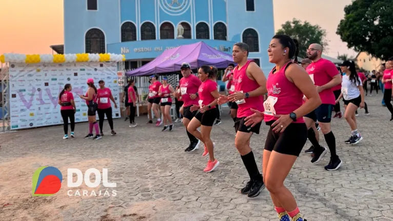 Atletas se aquecendo para a Corrida do Círio