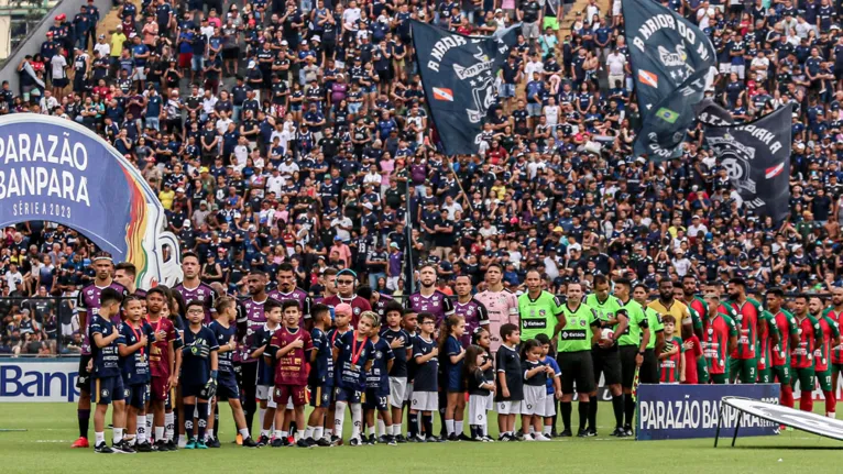 Foto: Silvio Garrido em parida do Clube do Remo no estádio Baenão