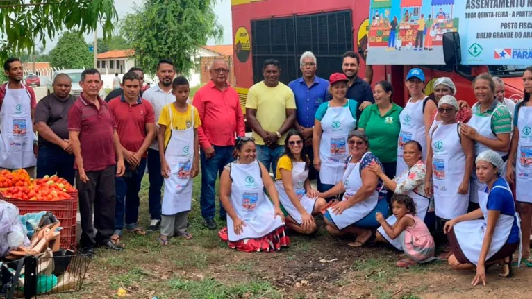 As famílias comemoraram a criação da feira que teve o apoio técnico da Emater