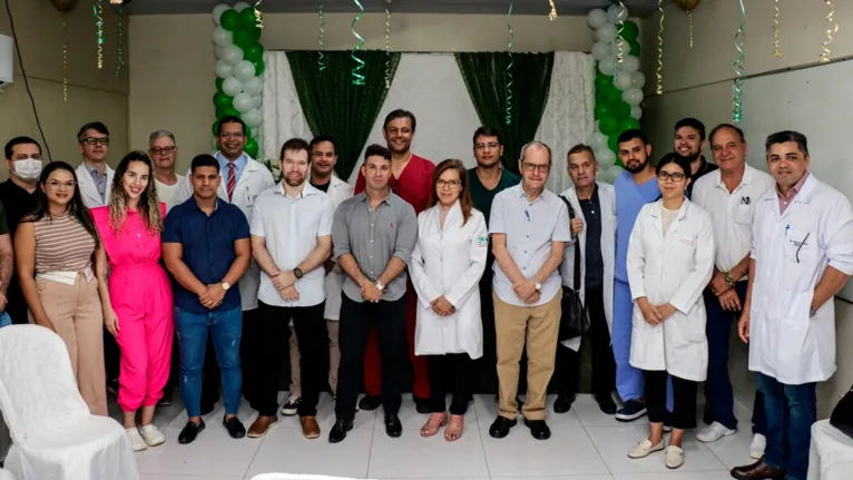 Equipe celebra o dia do médico com um café da manhã