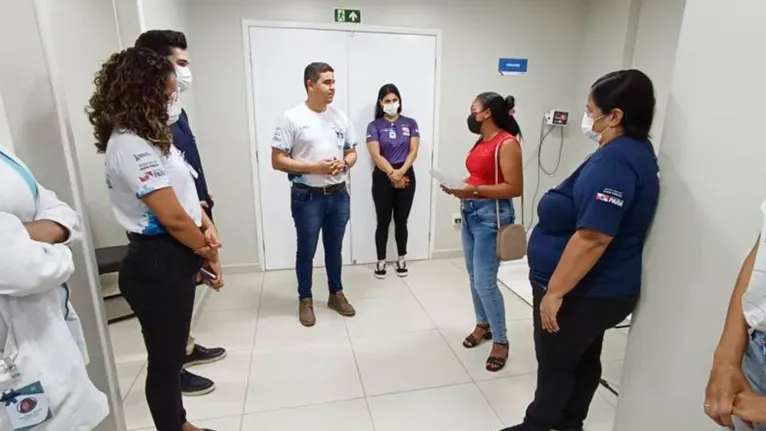 Nove meses após um transplante renal bem-sucedido, Cleidiane voltou ao complexo hospitalar para agradecer à equipe que cuidou dela durante todo o processo.