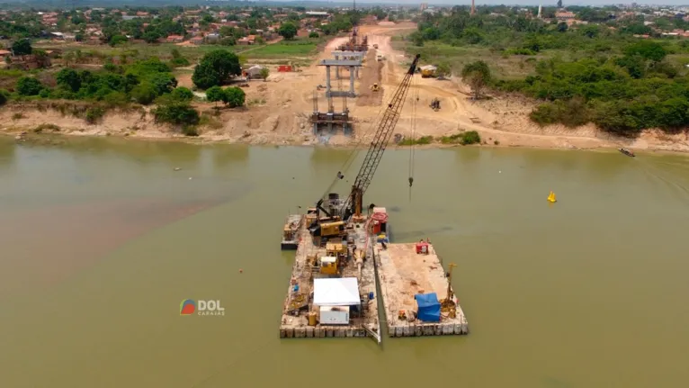 Já foram concretadas 52 estacas de 1200 mm em área de terra firme e de 2000mm no leito do rio