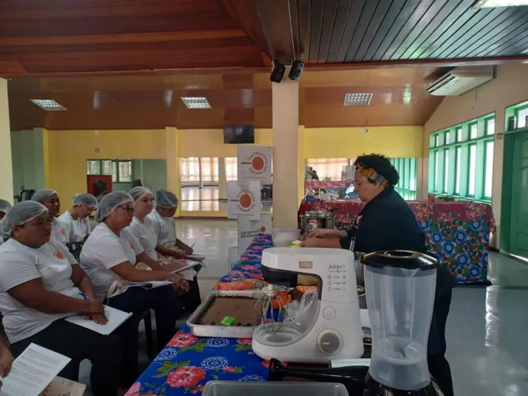 Projeto dá cursos de culinária para comunidades quilombolas 