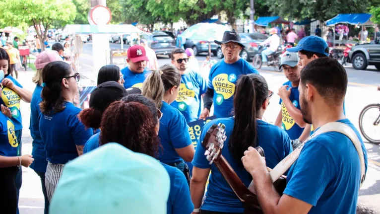 Projeto ressignifica Dia dos Finados com ação em cemitério