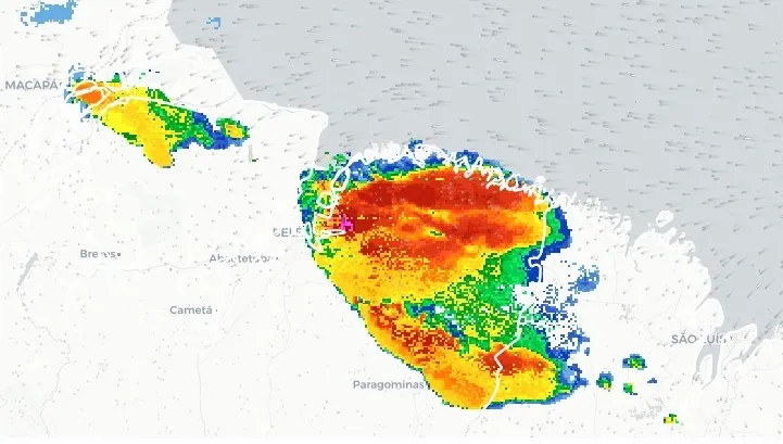 Área colorida representa índices pluviométricos que indicam chuva forte na Grande Belém e na região nordeste do Pará