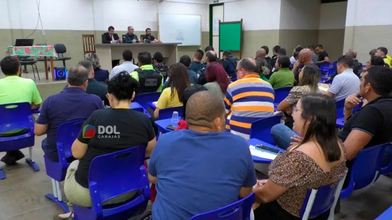 Reunião com órgãos de segurança e diretores de escolas de Marabá