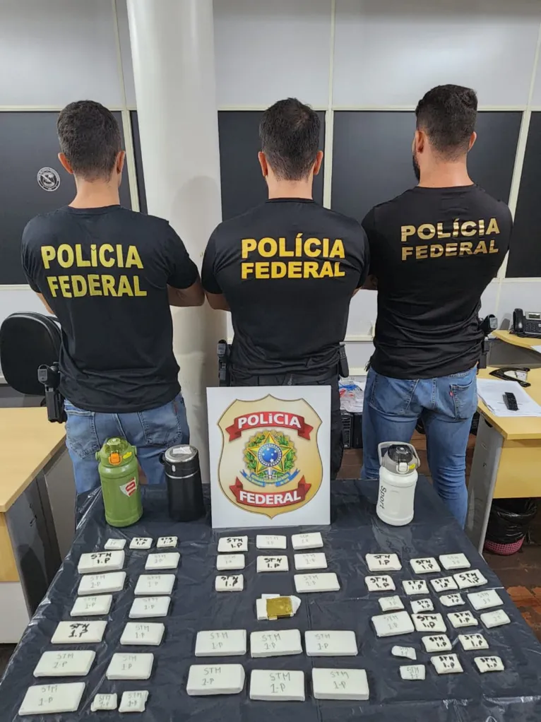 Agentes da Polícia Federal