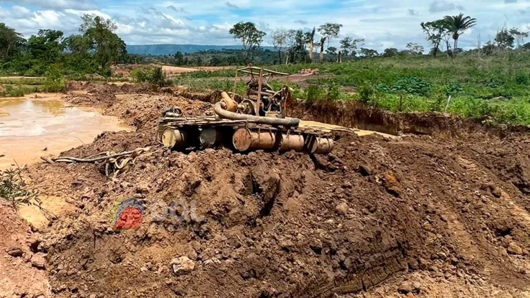 Foram desmobilizados três garimpos e locais de beneficiamento de ouro