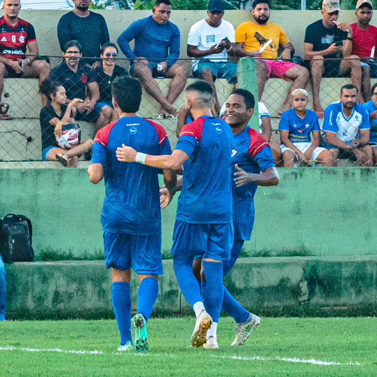 Águia fica no empate em seu último jogo-treino do ano