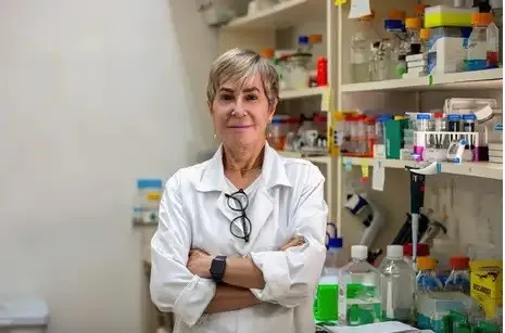 A pesquisadora Ana Lucia Tabet Oller Nascimento, do Laboratório de Desenvolvimento de Vacinas do Butantan