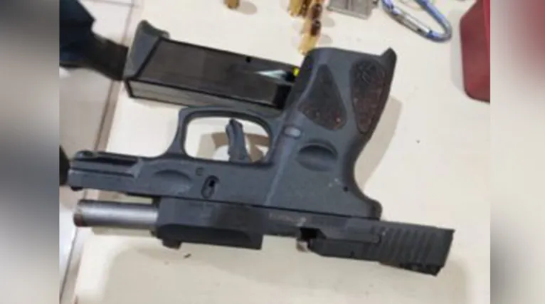 A PM apreendeu uma pistola Taurus G2C 9mm com um carregador e seis munições