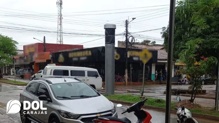 Totem instalado na avenida Boa Esperança, no Bairro Laranjeiras