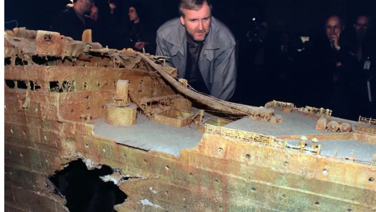 James Cameron fez mergulhos até o naufrágio antes, durante e depois do filme