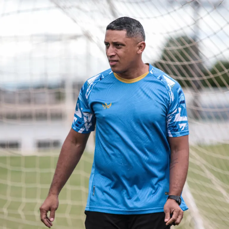 Técnico Emerson Almeida, a frente do Canaã desde a campanha da segunda divisão