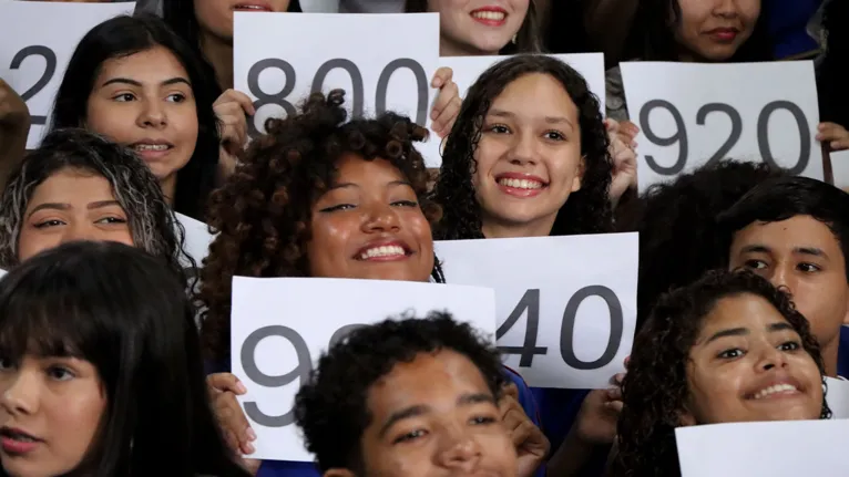 Escola estadual de Belém comemora altas pontuações no Enem