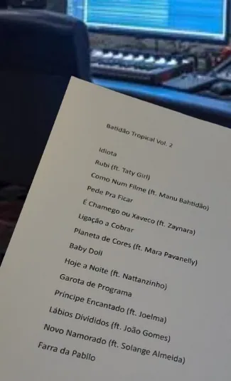Supostas músicas que estarão em álbum