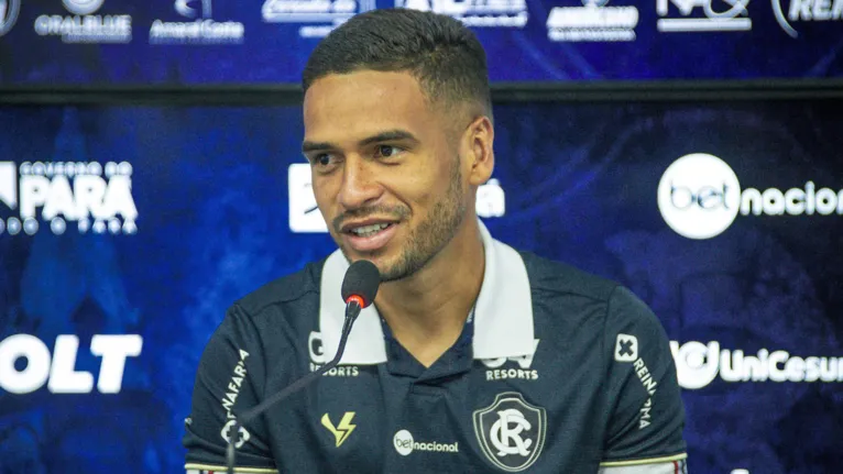 Marco Antônio durante entrevista coletiva de apresentação no Baenão.