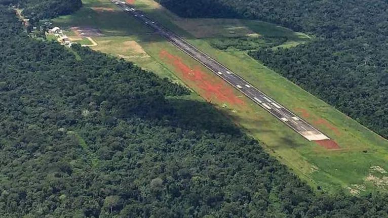 Aeroporto de Carajás fica localizado em uma serra e está rodedado de floresta de reserva de proteção ambiental
