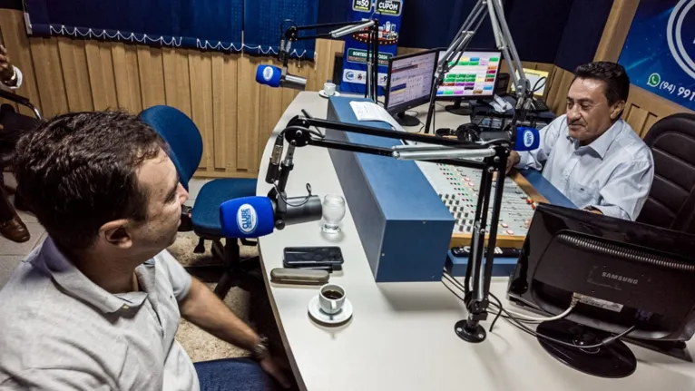 João Anastácio Neto participou de entrevista na Rádio Clube FM 100,7 Mhz com Nonato Dourado